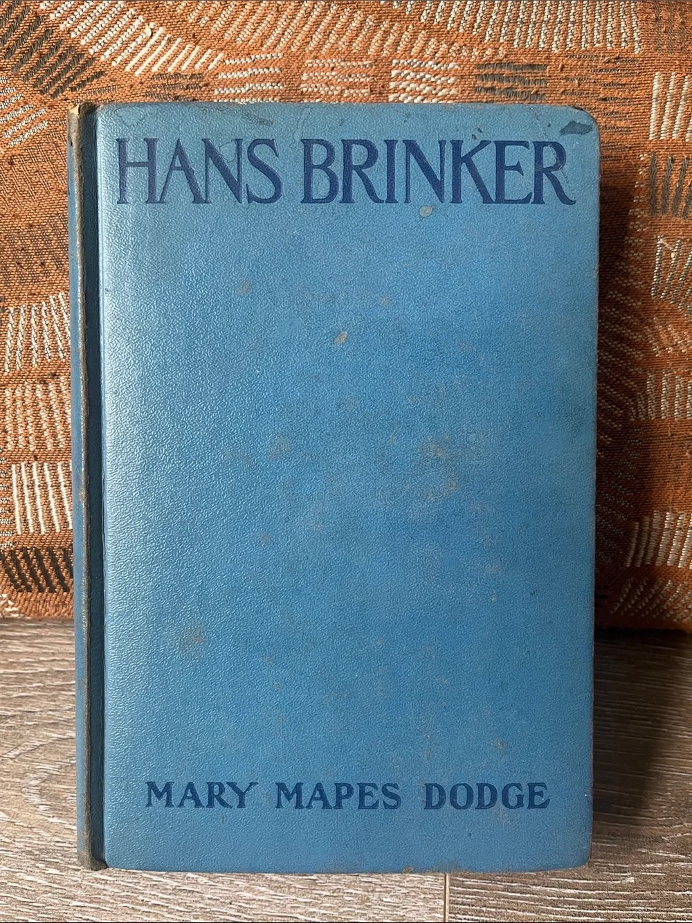 Hans Brinker by Mary Mapes Dodge - Blue Hardcover Book